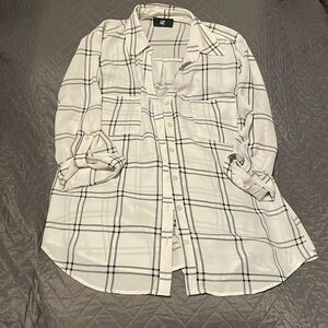 Collared blouse button up